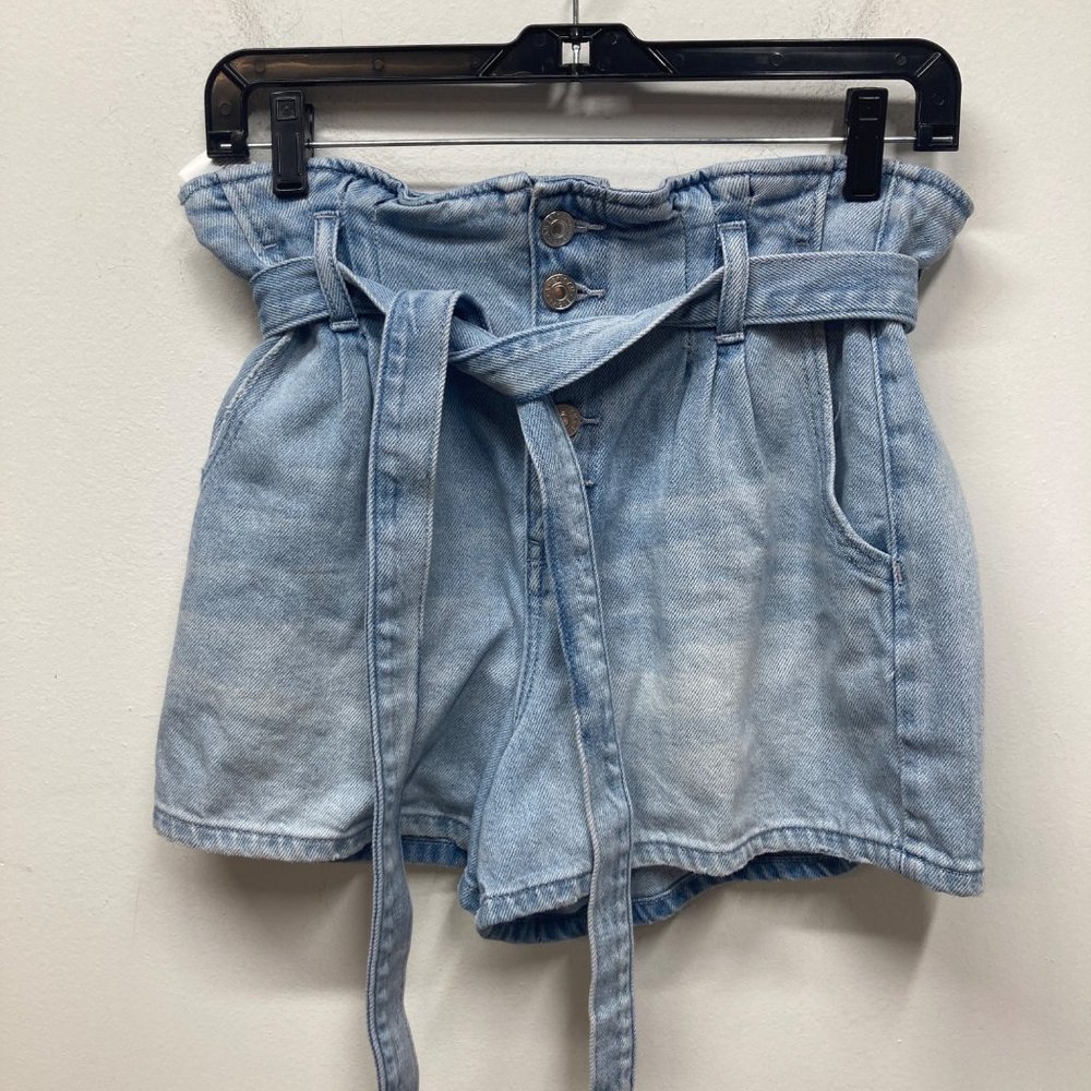 American Eagle blue hi-rise paper-bag denim mom short 4